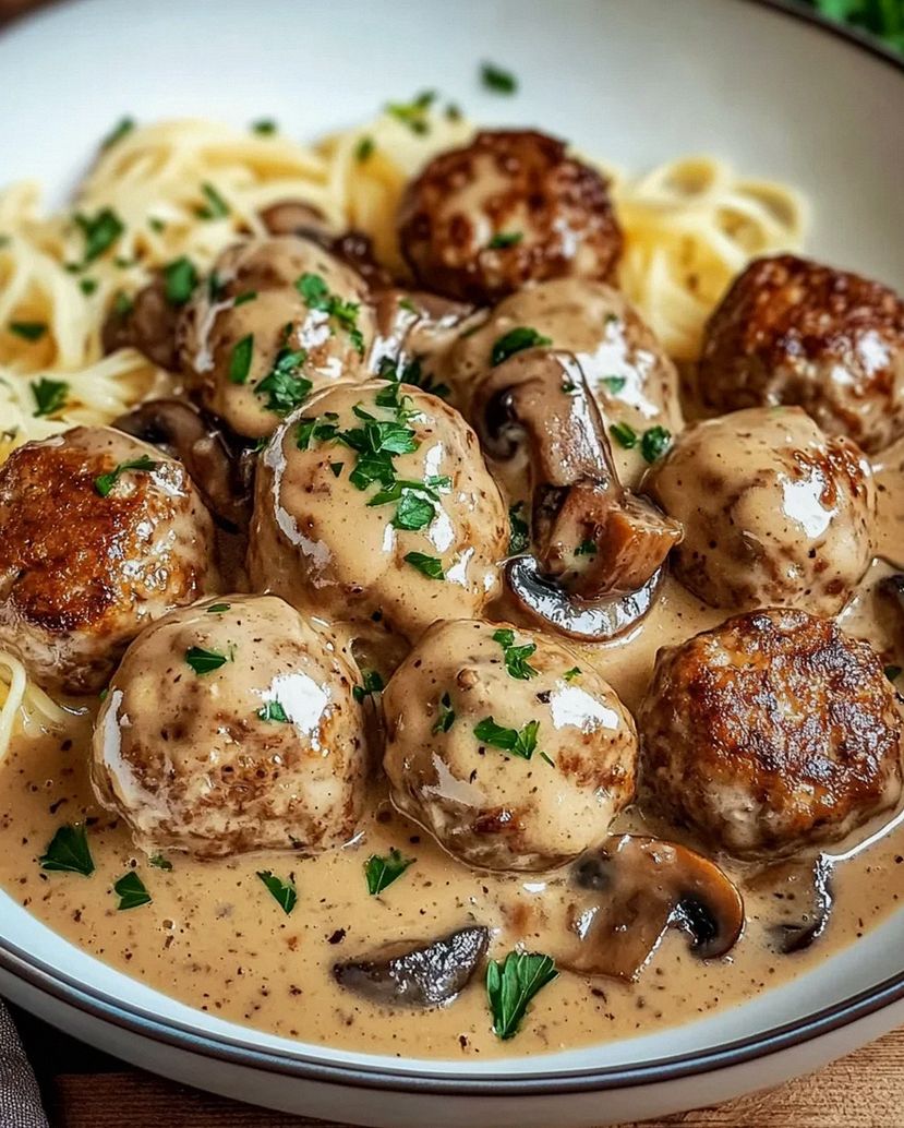 Hackbällchen in Champignon-Rahmsoße – Schritt 2