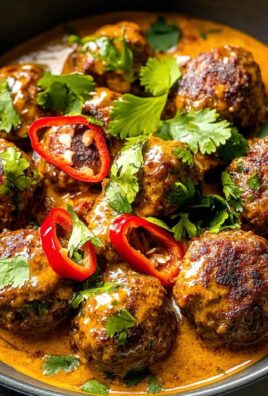 Jerk-Fleischbällchen in cremiger Kokos-Curry-Sauce