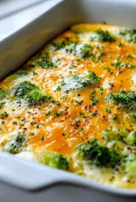 Leckere Broccoli Cheddar Egg Bake Auflauf für jeden Anlass