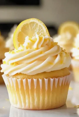 Zitronen-Muffins mit cremiger Buttercreme